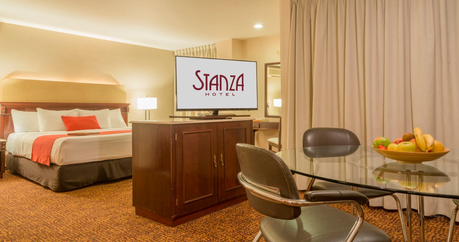 Suite King con cama king size y sofá cama en Stanza Hotel, Roma Norte, Ciudad de México