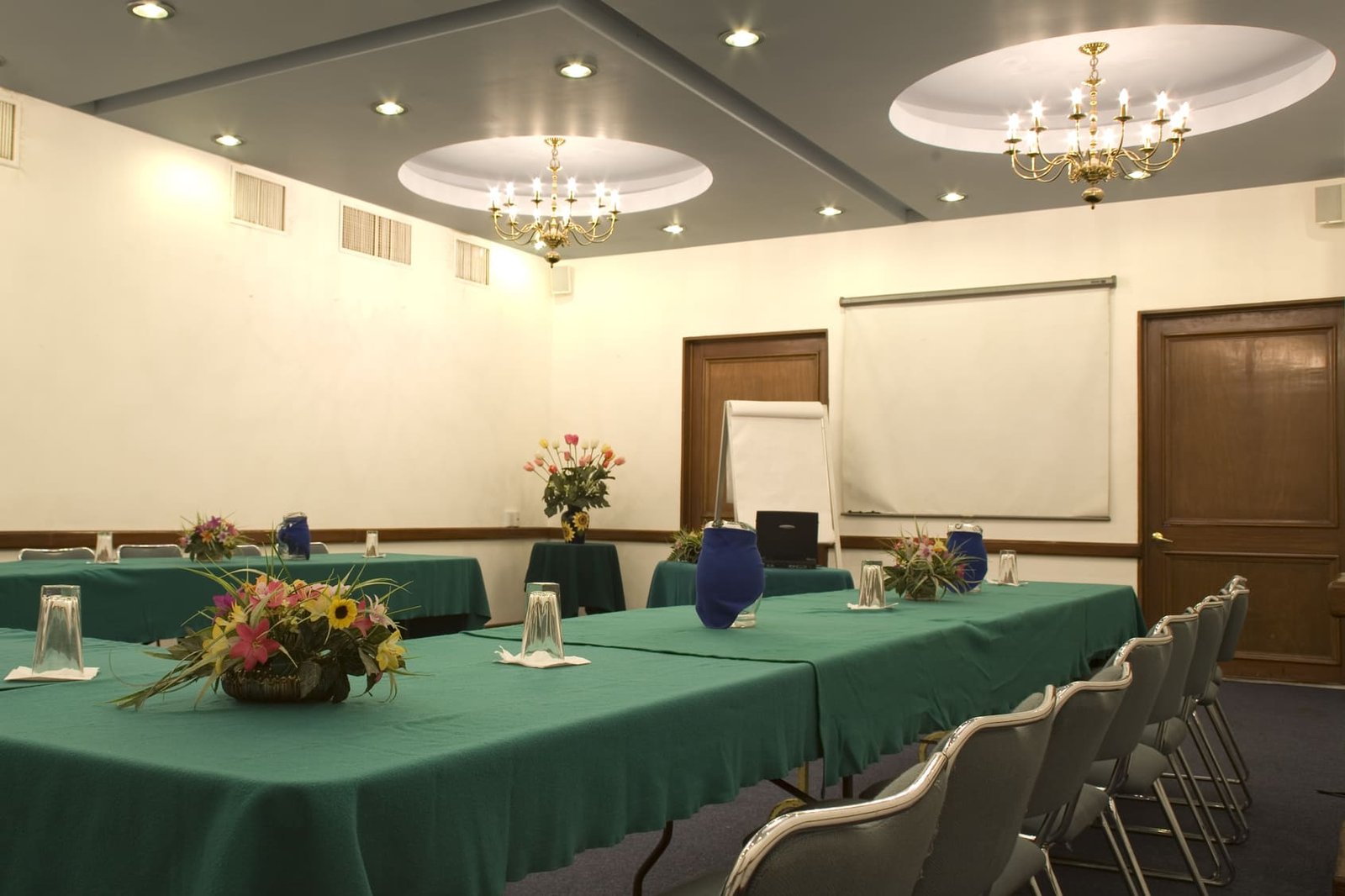 Salón para eventos corporativos y reuniones en Stanza Hotel, Roma Norte, Ciudad de México