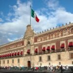 Palacio Nacional en el Zócalo de Ciudad de México, sede del Poder Ejecutivo en el Centro Histórico
